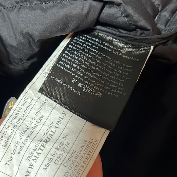 Lululemon women’s jacket - Picture 7 of 9